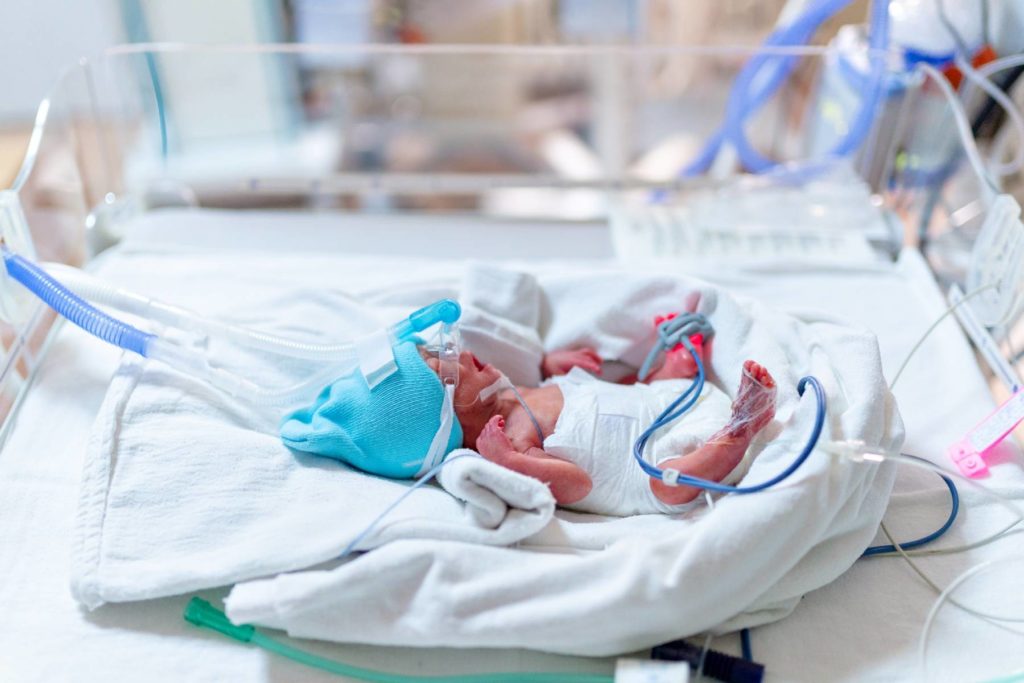 Cifre alarmante. În România de azi, 13.000 de adolescente sunt mame