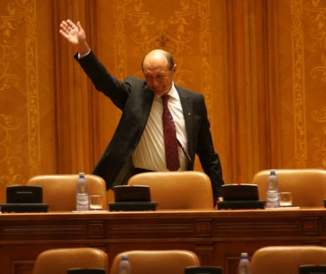 Băsescu anunță dezastrul economic. Cât mai rezistă România? Ce se întâmplă cu pensiile