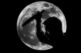 Actor celebru, înjunghiat pe scenă. Evenimente incredibile. Vedeta a fost transportată la spital