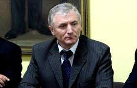 Lovitură pentru Augustin Lazăr. Fostul Procuror General a încălcat Codul Deontologic