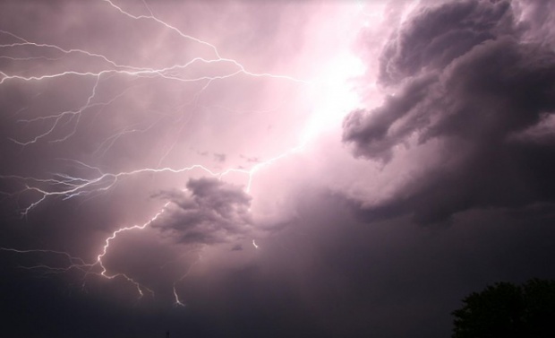 Alertă de călătorie în Republica Elenă! Cetăţenii români pot solicita asistenţă consulară