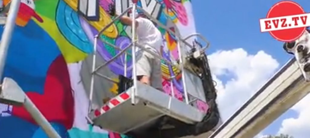 Evz.TV. Artă urbană la Romexpo. Când graffiti face casă bună cu muzica la StreetArt & CreativeFest