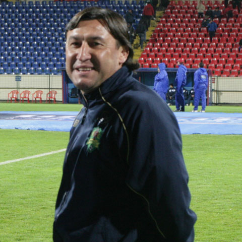 Surpriză uriaşă pentru „câinii roşii”. Se întoarce Viorel Moldovan?