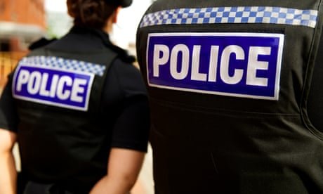 Scene șocante la Sibiu. Un bărbat a fost la un pas de a fi linşat de zeci de oameni. Motivul este infiorător