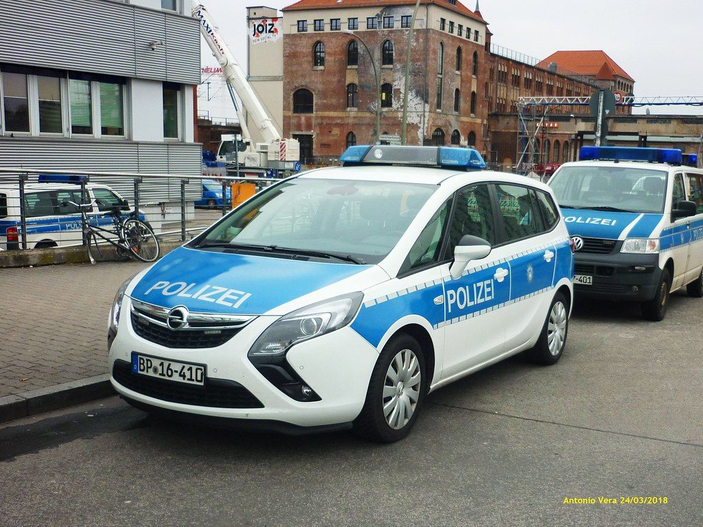 Lovitură de un milion de euro! O bătrână din Germania, prădată de români