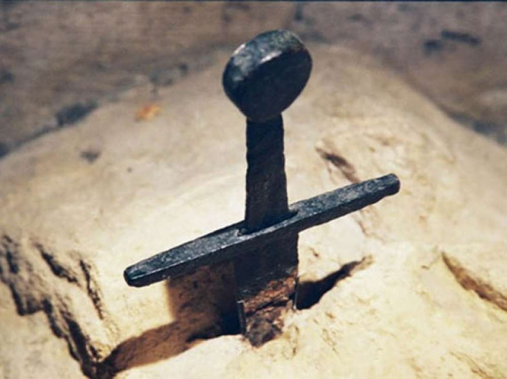 Legătura misterioasă dintre Regele Arthur și un sfânt italian