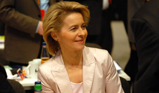 Se votează președintele Comisiei Europene. „Soldatul” von der Leyen promite marea cu sarea