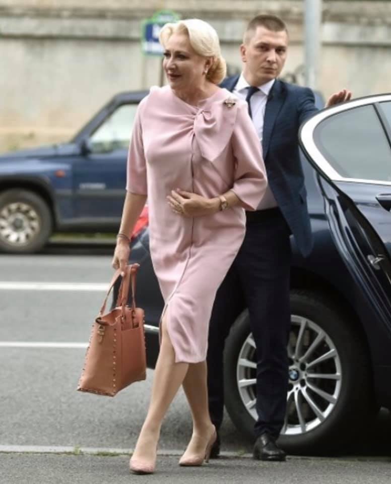 Denise Rifai o „spulberă”  pe Viorica Dăncilă: „S-o crede vreo Ducesă?” 