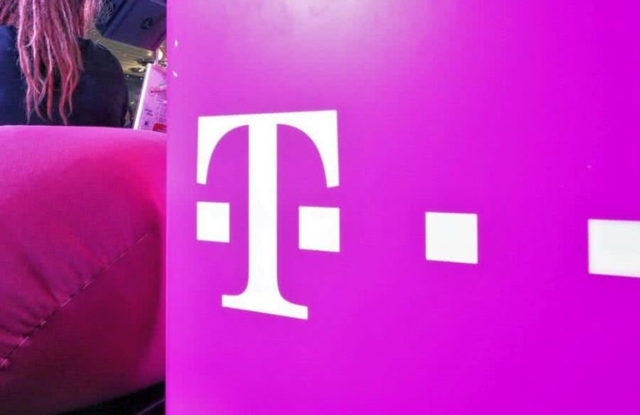 Noi scumpiri la Telekom România. Cu cât se vor majora tarifele