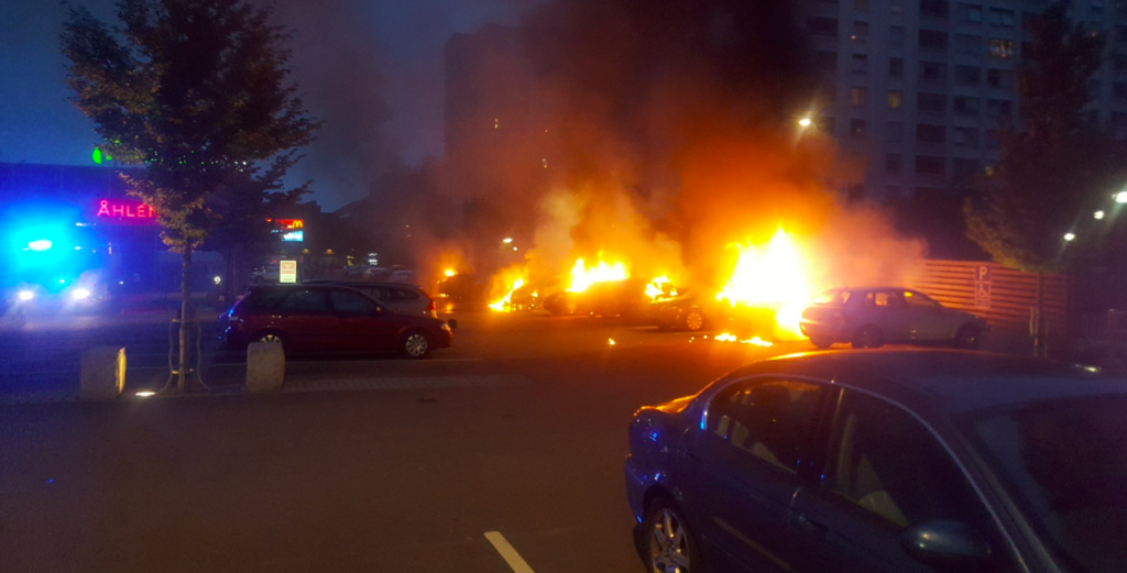 Suedia sub asediul bandelor de imigranți