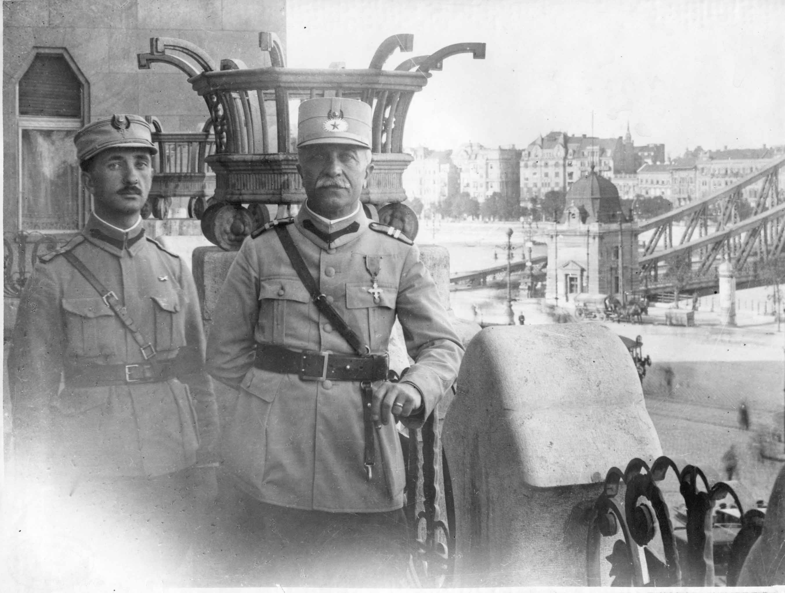 Generalul Gheorghe Mărdărescu, în Budapesta, 1919