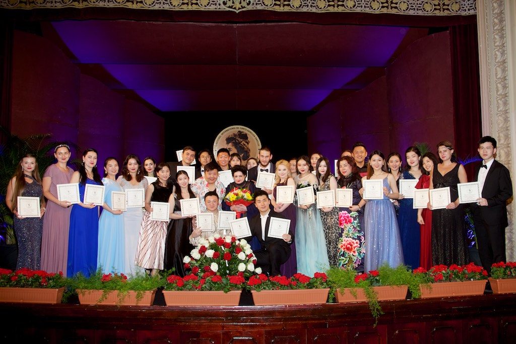 Manifestările Darclée. Mariana Nicolesco şi zmeii săi pe aripile cântului