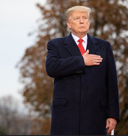 Trump iar a încins social media după ce a fost numit „Regele Israelului"