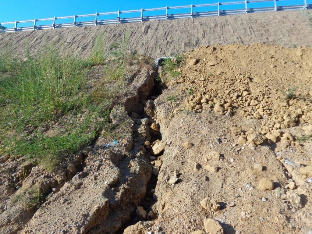 Așa arată dezastrul! Fotografii incredibile cu lotul 3 al autostrăzii Deva-Lugoj