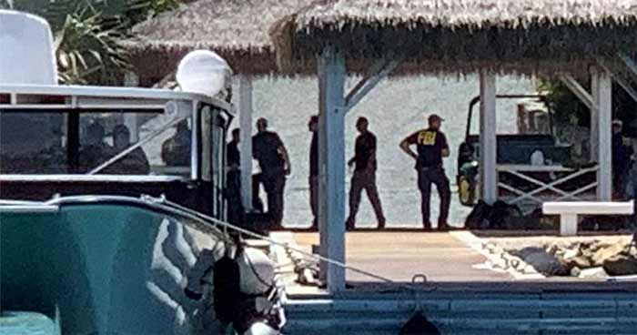 FBI, acţiune ca în filme: A luat cu asalt insula privată a miliardarului-pedofil Jeffrey Epstein. Video-foto în articol