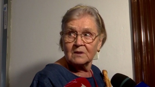 Incredibil! Bucureșteancă omorâtă cu agenții de poliție la ușă