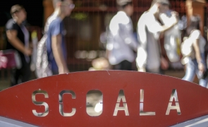 Haos în sistemul de învăţământ. Reacţia fermă a Federaţiei Elevilor din România