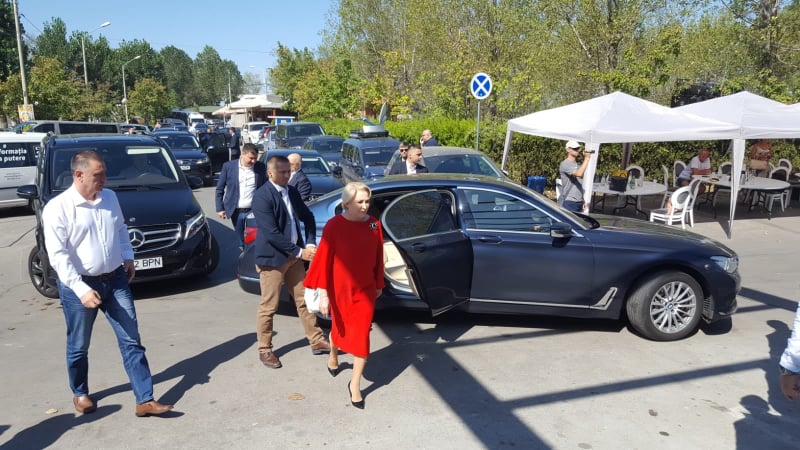 Update. Dăncilă, trădată de Firea. Scandal în timpul CEx-ului PSD