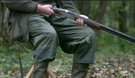 Incident grav. Un minor a murit împușcat chiar de fratele său