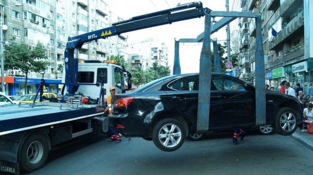 Lista completă a străzilor din Capitală de pe care se vor ridica mașinile