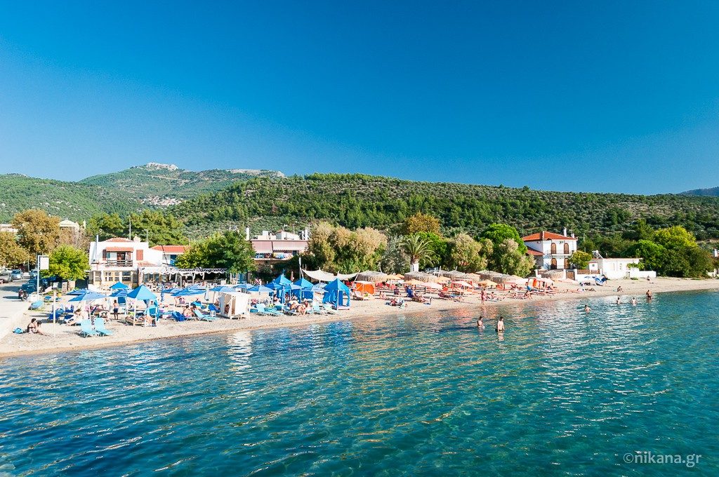 Au plecat în vacanță și se vor întoarce fără fetița lor. Doi români trec prin momente cumplite