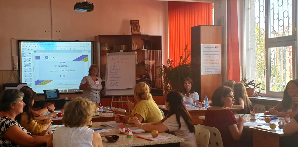 Gena și genul. 55.000 de profesori, școliți în diversitatea de gen