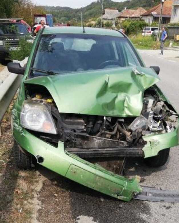 Urmărire ca în filme în România. Poliția a tras focuri de armă