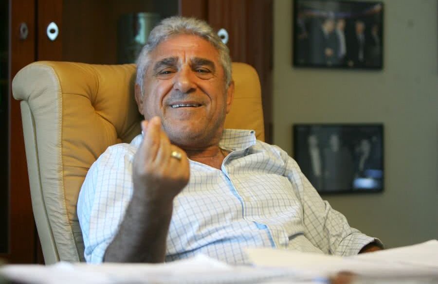 Scandal uriaș între Becali și Dinu, după un articol din EVZ. Stoicikov a luat foc