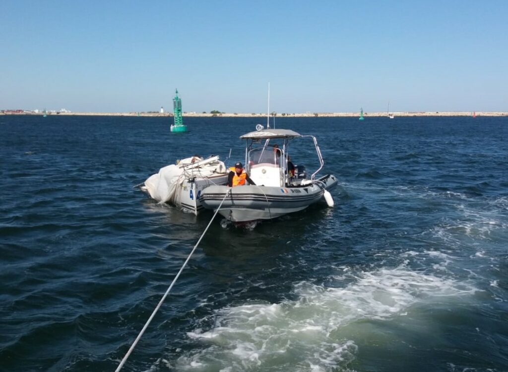 Alertă la Agenția de Salvare a Vieții pe Mare. Ambarcațiuni, cu oameni la bord, în pericol de scufundare