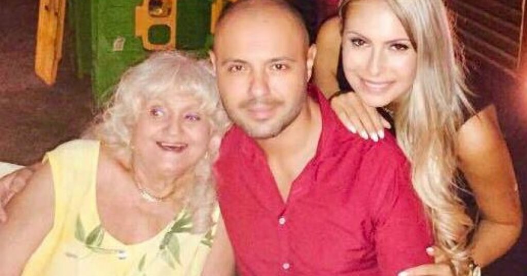 Momente dramatice pentru Mihai Mitoșeru. A fost operat de urgență iar acum mama lui...