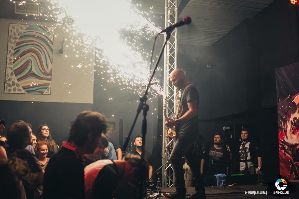 Dezamăgirea unei victime de la Colectiv. „Am obosit. Nu ne bagă nimeni în seamă”