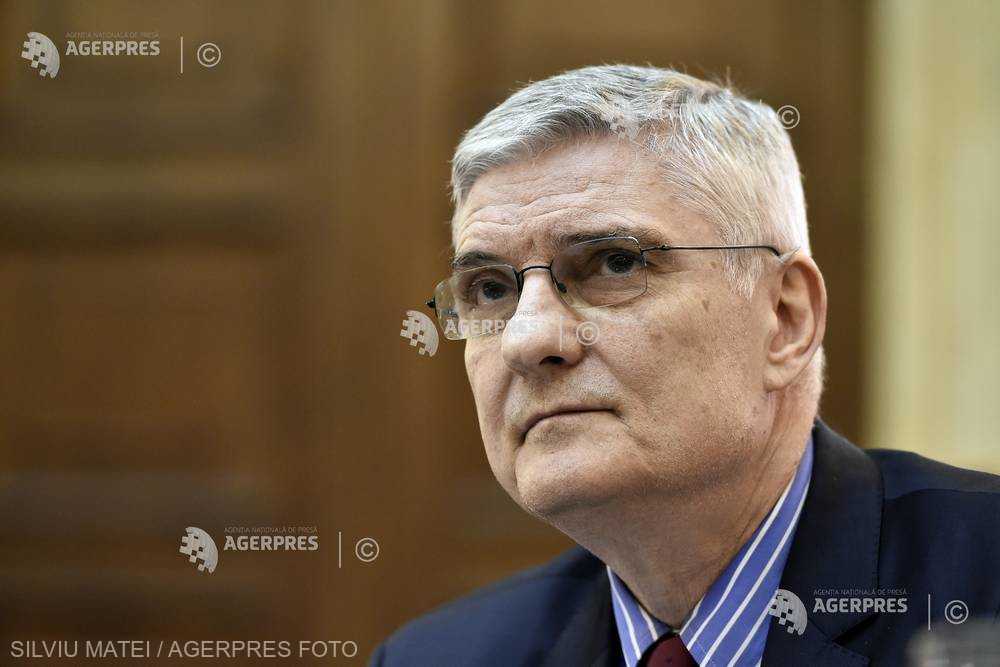 Dăianu îl contrazice pe Cîțu. Care va fi evoluția economiei anul acesta