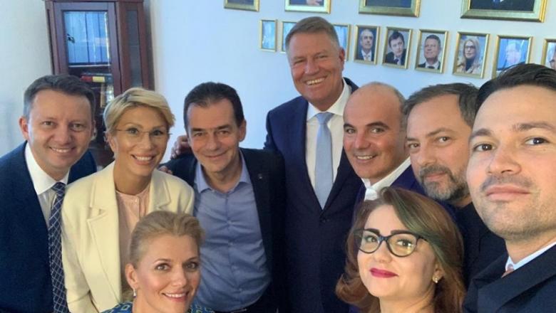 Klaus Iohannis i-a băgat pe liberali în ședință. Întâlnire vitală pentru prezidențiale