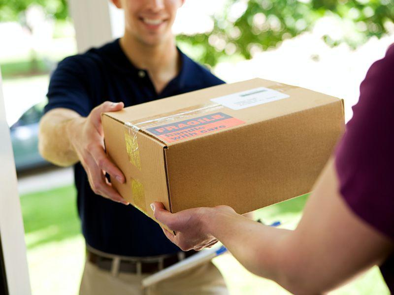 Au greşit destinatarul. Droguri de jumătate de milion într-un colet poştal