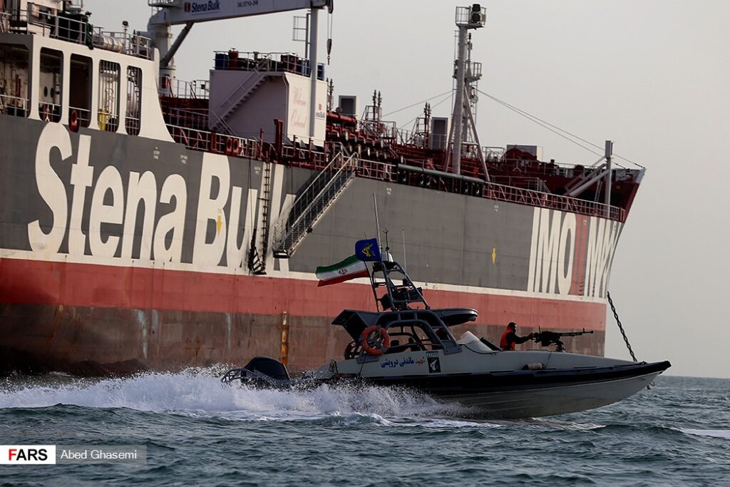 Golful Persic. Crește tensiunea. SCENARII de RĂZBOI