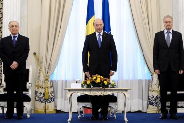 PENSII. Impozitarea pensiilor speciale se face cu ocaua mică