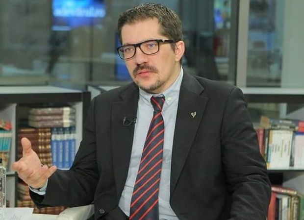 Alertă! „Tinerii din România beau şi fumează mai mult decât cei din Europa!”