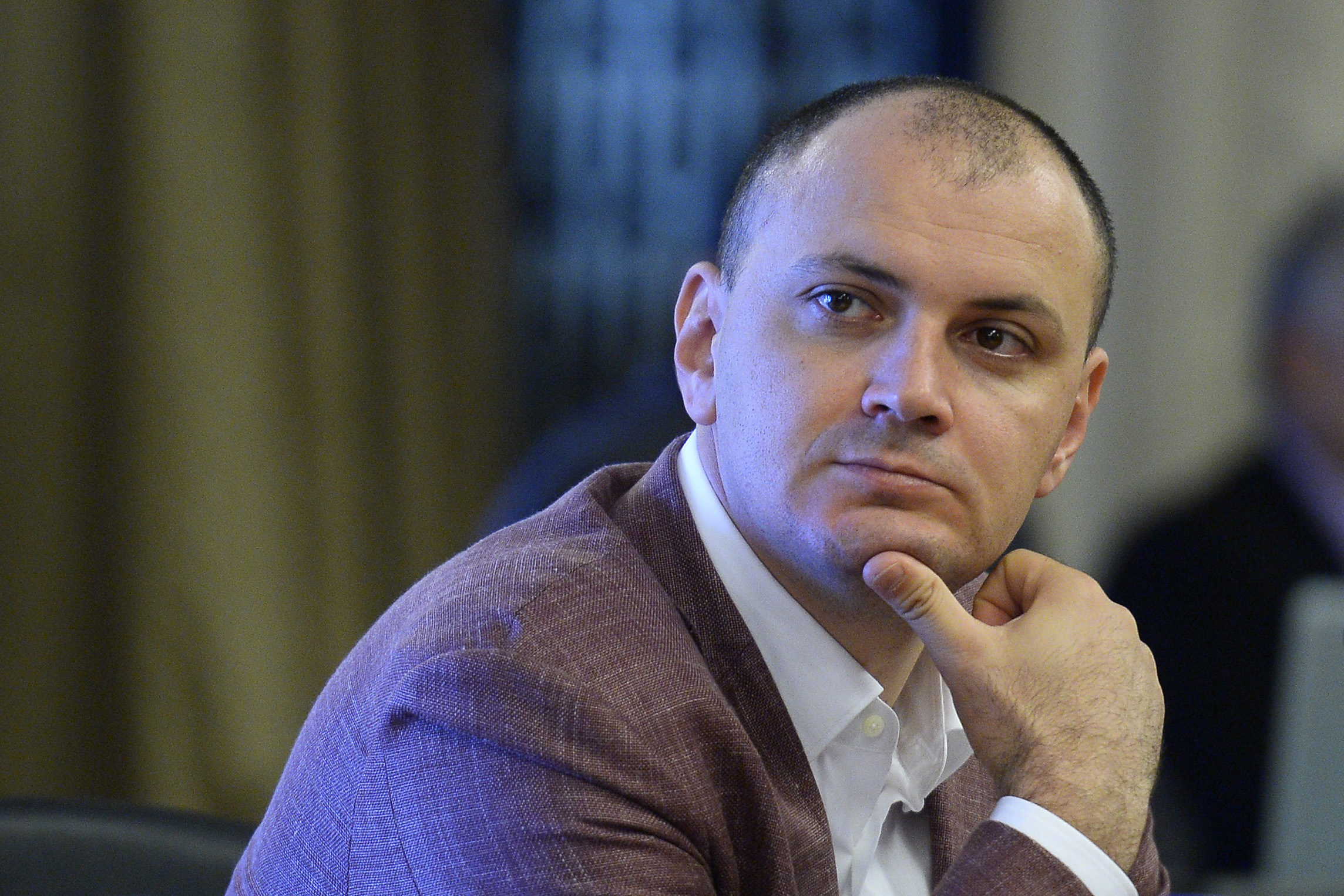 Scandalul boților din mediul online. Sebastian Ghiță îi dă replica Oanei Gheorghiu după acuzațiile privind atacul cibernetic