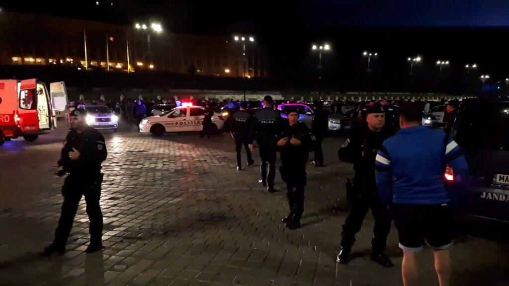 Clanurile care s-au bătut în Piața Constituției erau "filate" de DIICOT, dar bătălia totuși a avut loc!