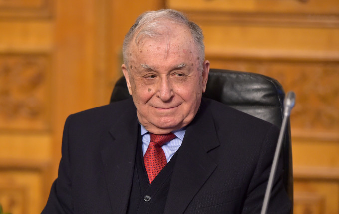 Iliescu, o nouă operație. Medicii au luat o decizie surprinzătoare