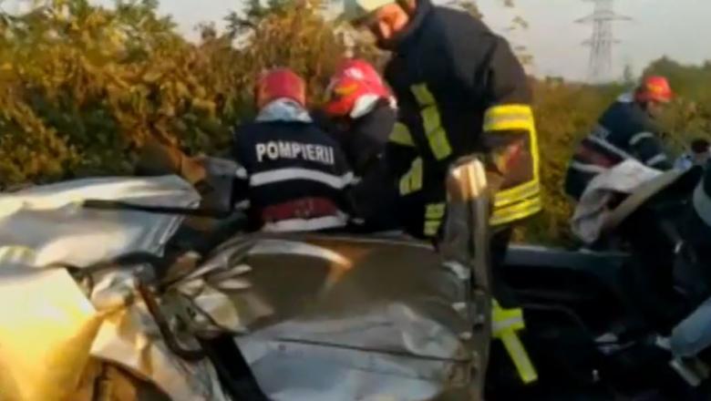 Tragedie pe calea ferată. Doi oameni au fost spulberaţi de tren. Traficul feroviar este oprit