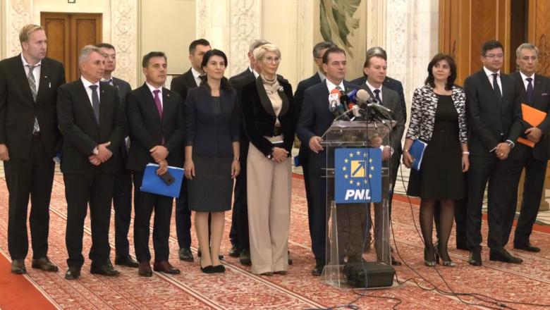 Ludovic Orban aruncă bomba. Salariile a zeci de mii de bugetari riscă să nu mai poată fi plătite!