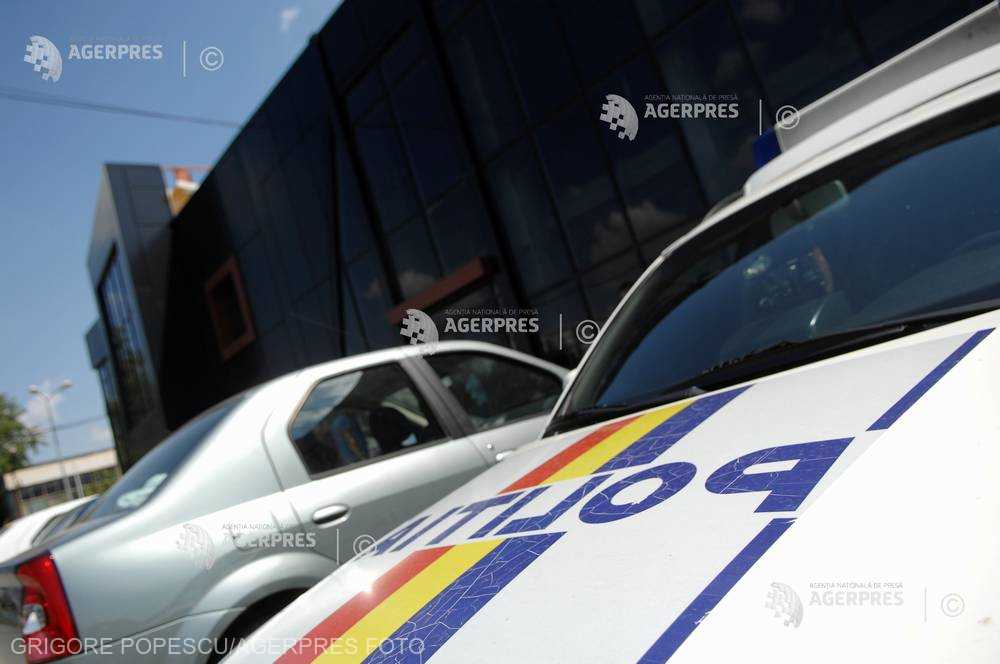 Polițist arestat pentru șpagă. Câți bani a primit de la un șofer