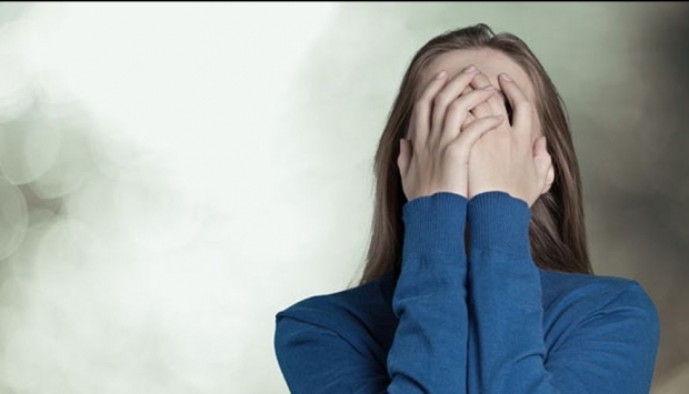 Ultima tehnică de apărare. Cum a scăpat o femeie agresată pe străzile Capitalei?!