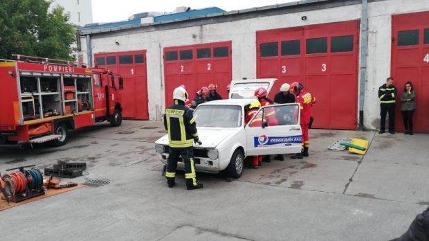 Incredibil! Ce trebuie să faci dacă vrei să lucrezi la pompieri