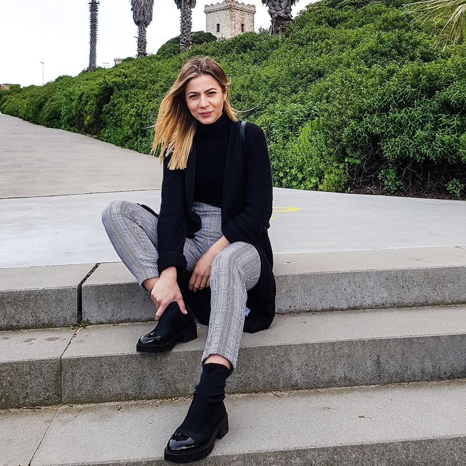 Frumoasa doctoriță s-a omorât din a doua încercare