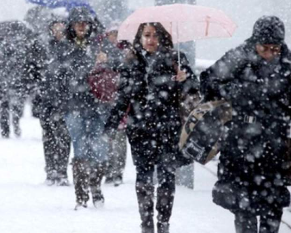 METEO. Încep ninsorile! Avertisment crunt de la ANM. Vremea se schimbă complet