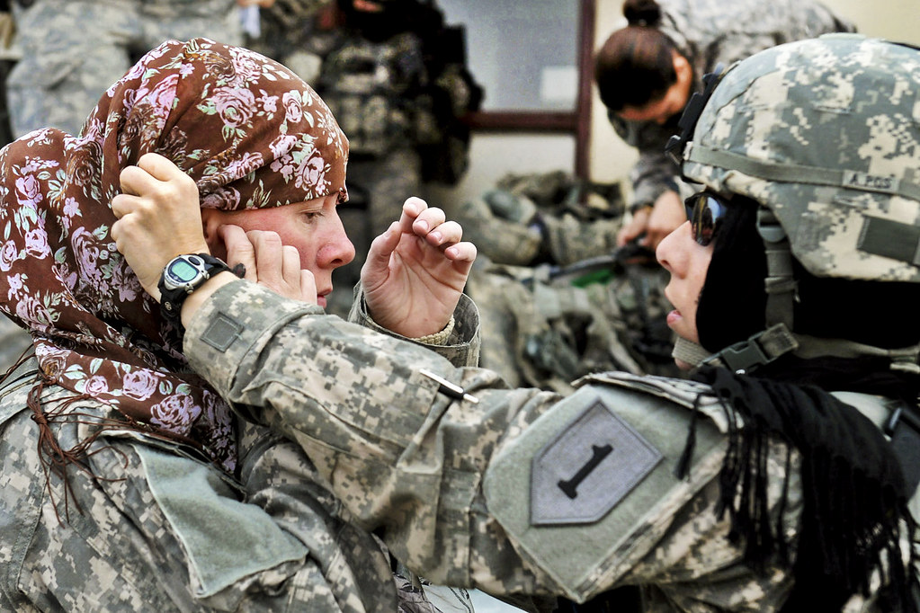 Revoluție în Arabia Saudită: femeile întră în armată