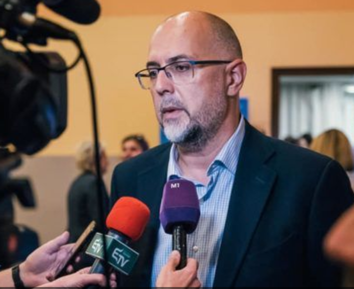 UDMR mai dă o lovitură! „Cincinale” ca pe vremea lui Ceaușescu pentru primari...