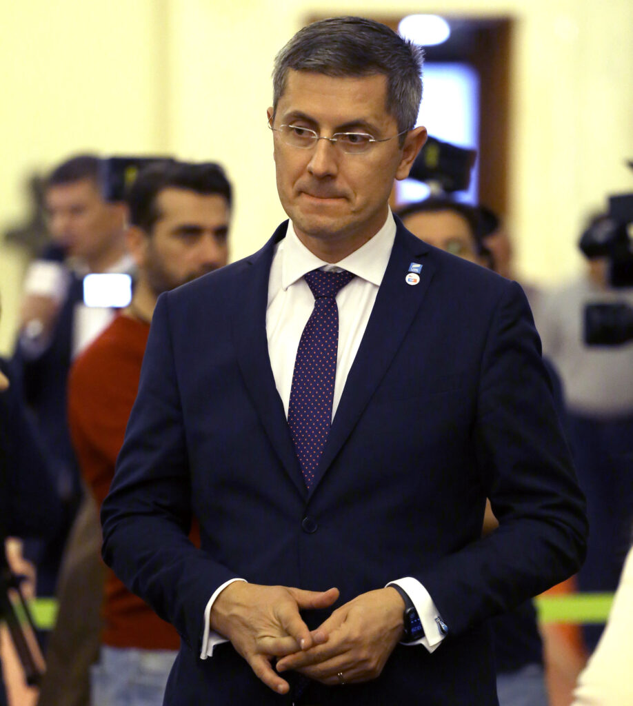 Referendum cu final așteptat. Fericiți cu Dan Barna